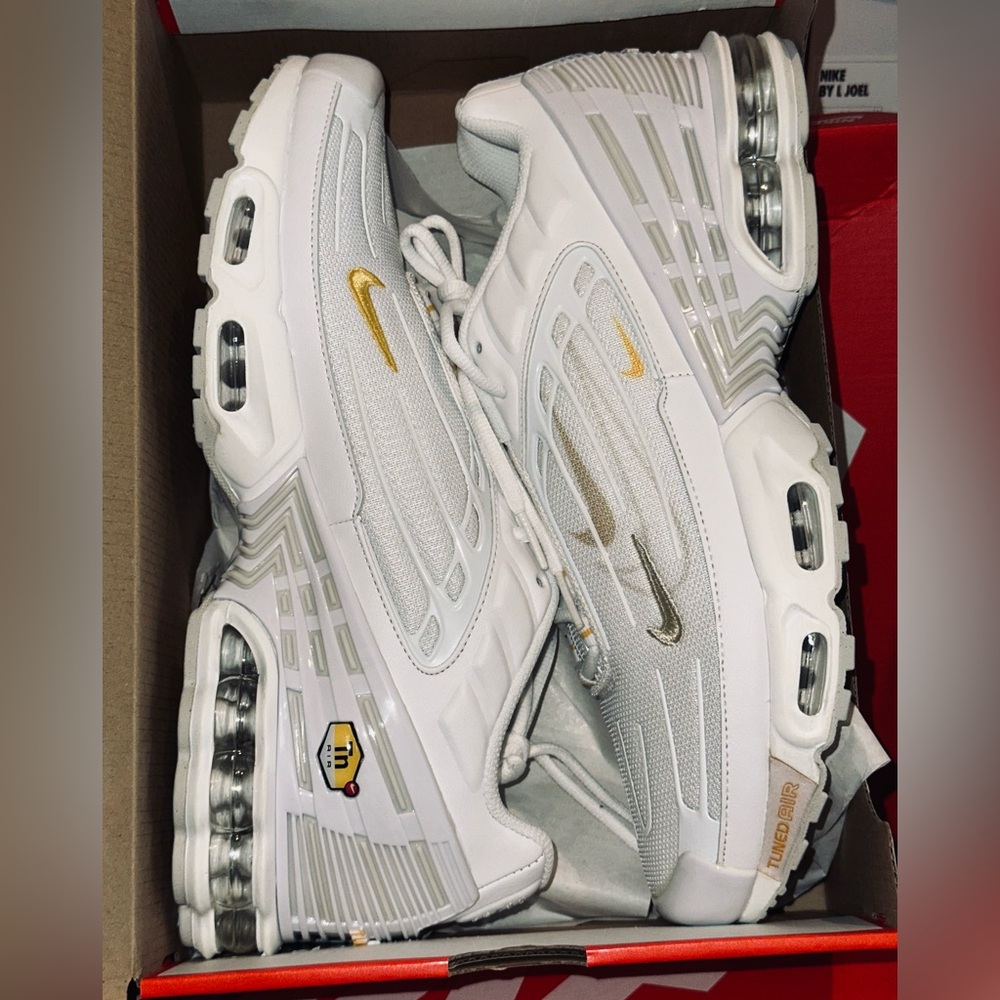 Nike Air Max Plus 3 Men’s Size 11 US *New with original box*  DX2653 100